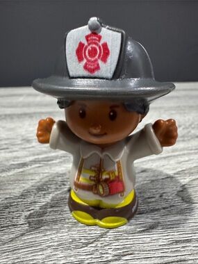Fisher-Price | Little People: African American Firefighter Girl - Toy Figure